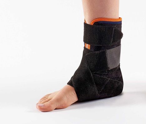 In te ademen Figuur 8 OEM van de Enkelsteun Beschikbaar met Plastic Tussenvoegsel